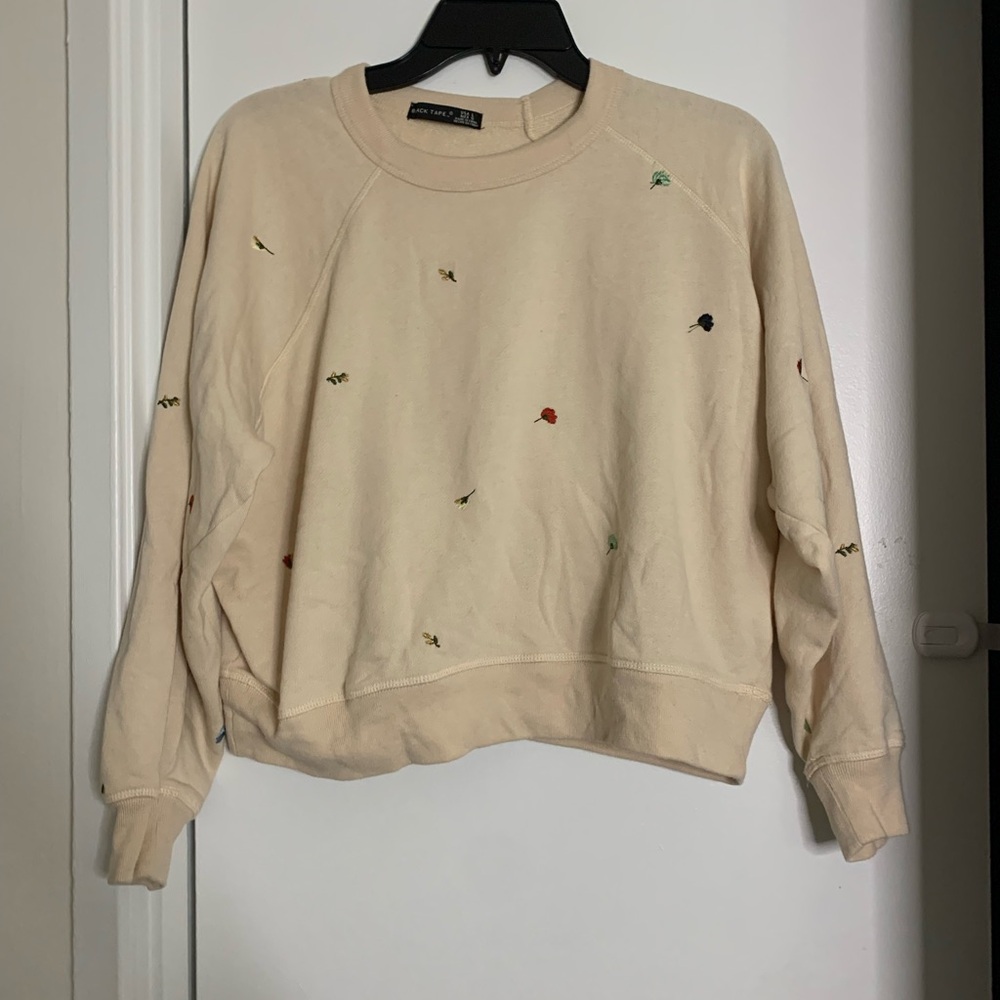 Black Tape floral cream sweater women’s size large cotton blend